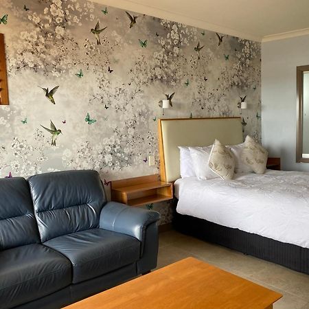 Saltair Luxury Accommodation - Adults Only Albany Bagian luar foto